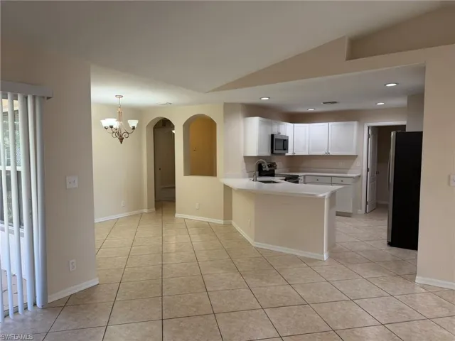 3527 NE 19th  PL, Cape Coral, FL 33909