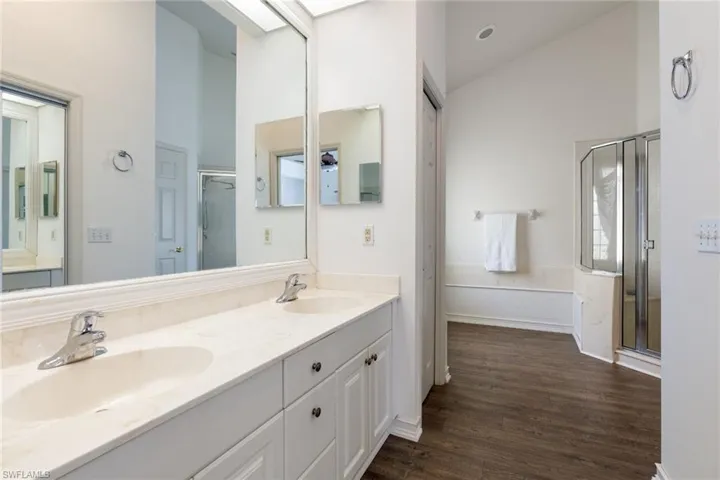 360 Pindo Palm Dr, Naples, Florida 34104