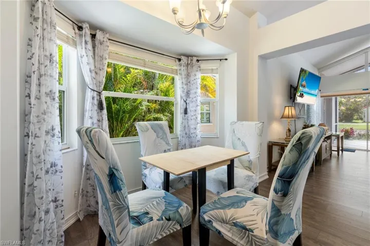 360 Pindo Palm Dr, Naples, Florida 34104