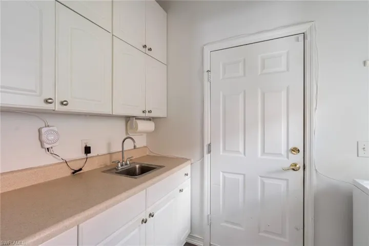 360 Pindo Palm Dr, Naples, Florida 34104