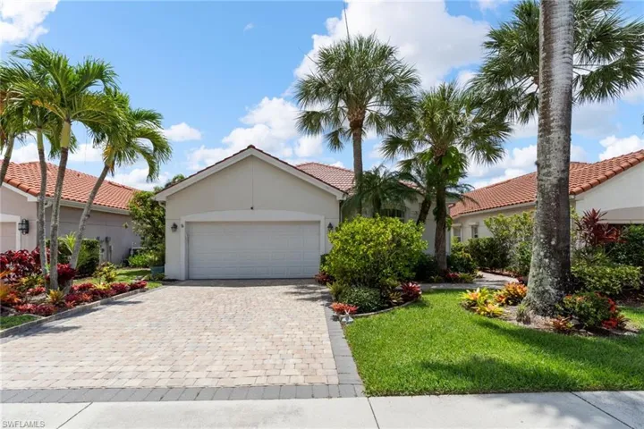 360 Pindo Palm Dr, Naples, Florida 34104