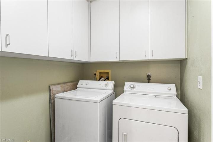 Washer & dryer (stay with home).
