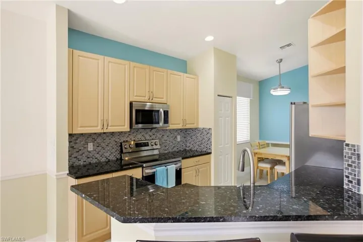 20091  Ballylee  CT, Estero, FL 33928