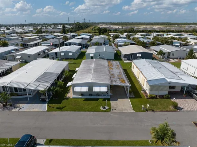 Birds eye view of property