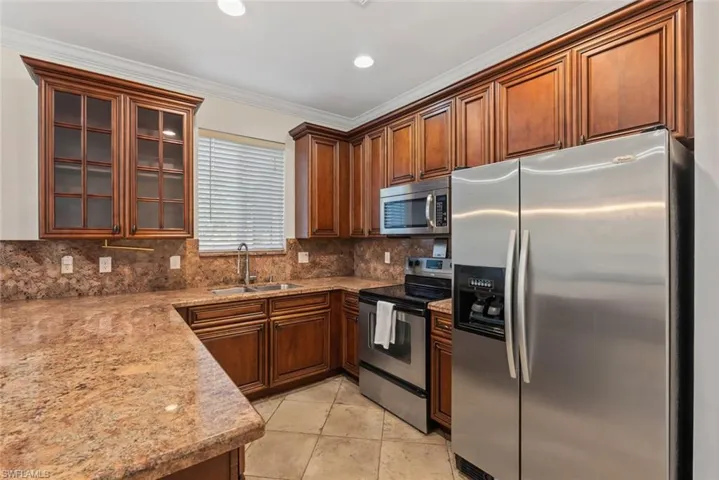 10230 Tin Maple Dr 141, Estero, Florida 33928