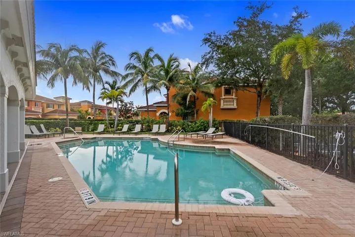 10230 Tin Maple Dr 141, Estero, Florida 33928
