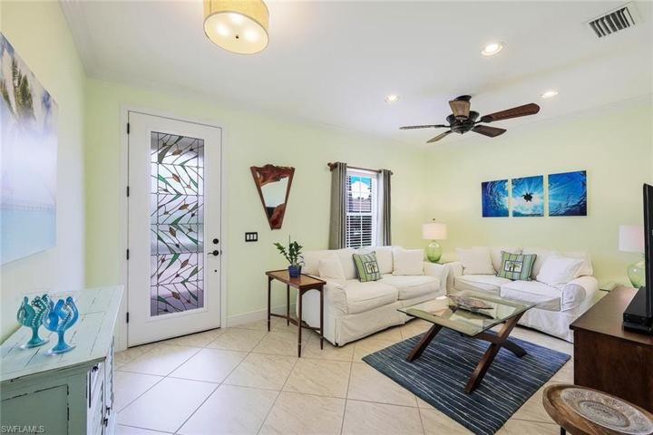 Entry & Den