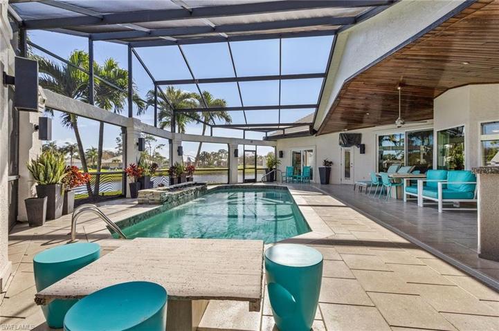 Pool area sets up great for lots of entertaining.