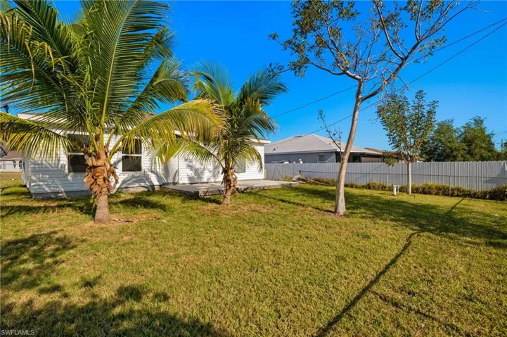 2909 NE 6th  PL, Cape Coral, FL 33909