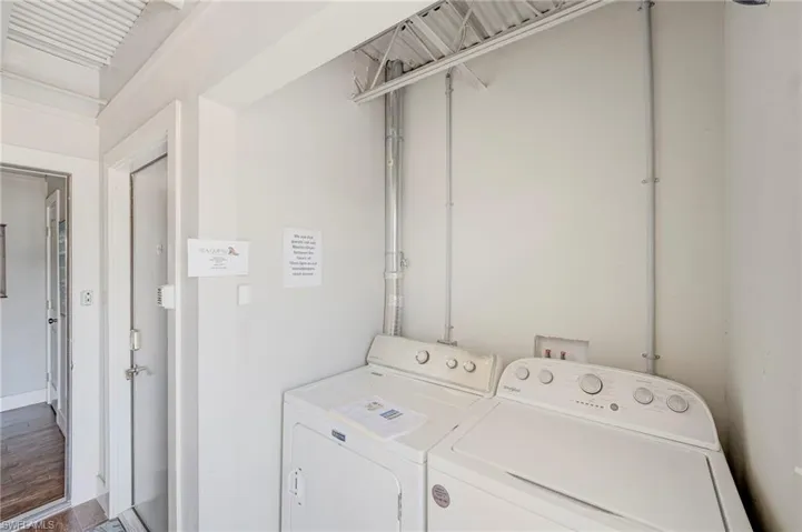 LAUNDRY ROOM