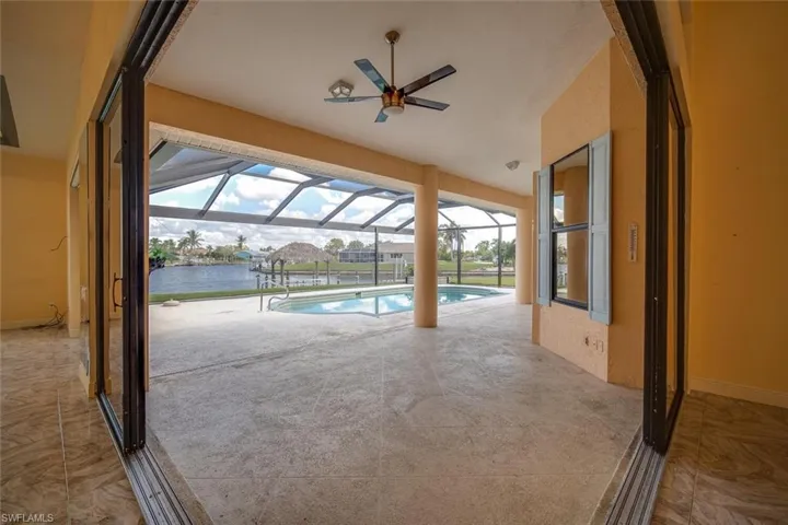 4401 Se 8th Pl, Cape Coral Fl 33904
