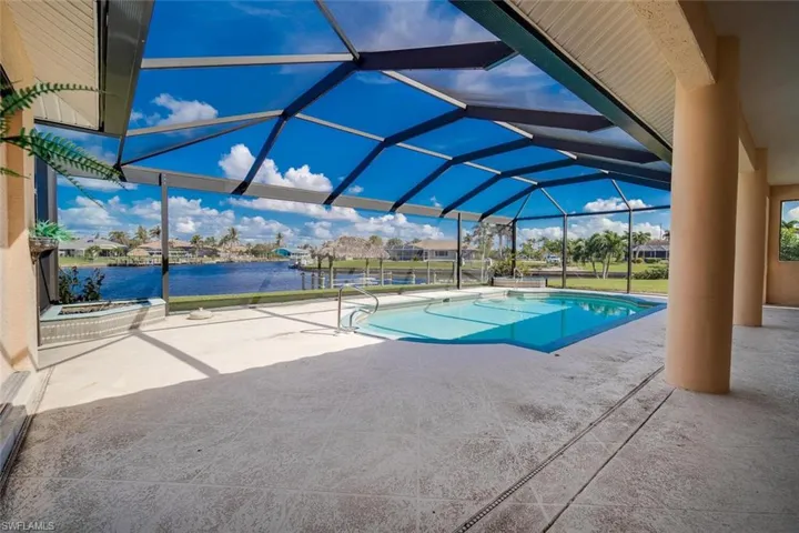 4401 Se 8th Pl, Cape Coral Fl 33904