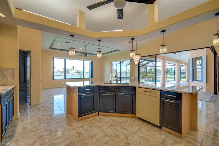 4401 Se 8th Pl, Cape Coral Fl 33904