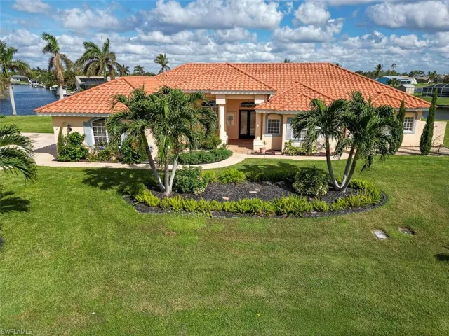 4401 Se 8th Pl, Cape Coral Fl 33904