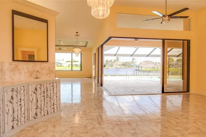 4401 Se 8th Pl, Cape Coral Fl 33904