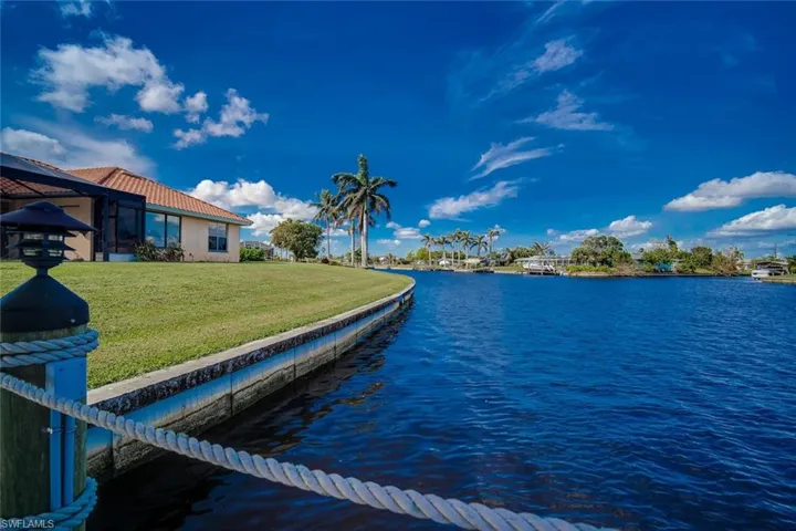 4401 Se 8th Pl, Cape Coral Fl 33904