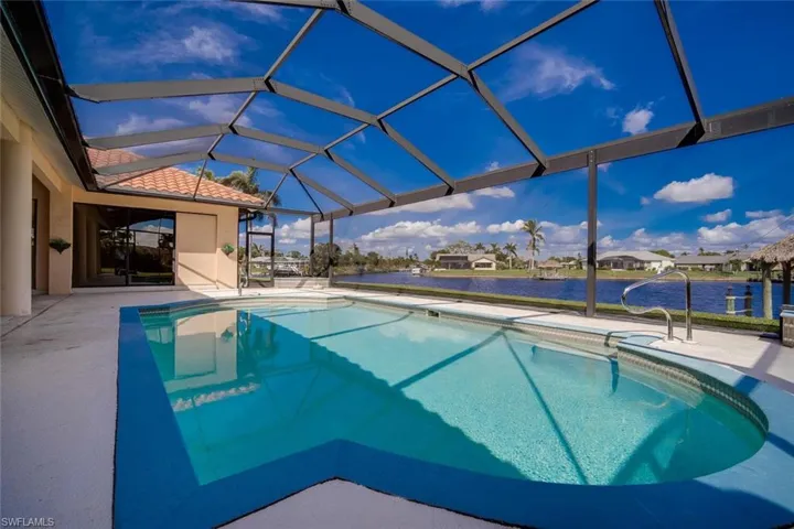 4401 Se 8th Pl, Cape Coral Fl 33904