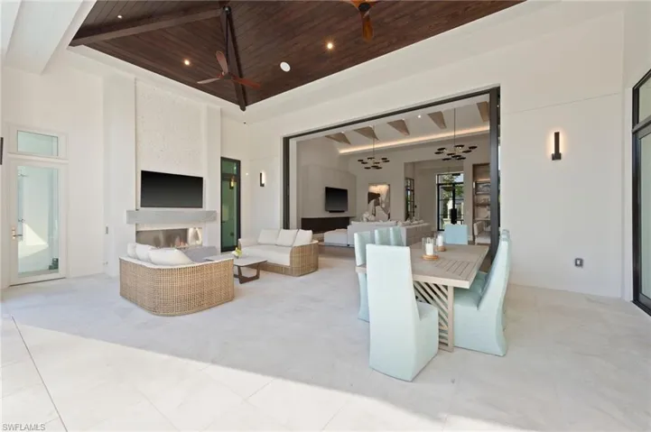 444 Orchid Dr, Naples, Florida 34102
