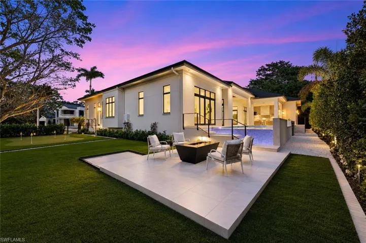 444 Orchid Dr, Naples, Florida 34102