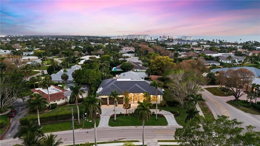 444 Orchid Dr, Naples, Florida 34102