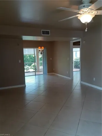 (now unfurnished) Light tile throughout home
