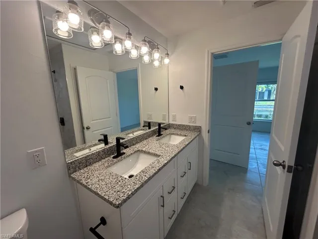 2825 Nw 25 Ln, Cape Coral, Florida 33993