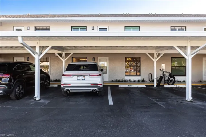902 Sw 48th Ter 103, Cape Coral, Florida 33914