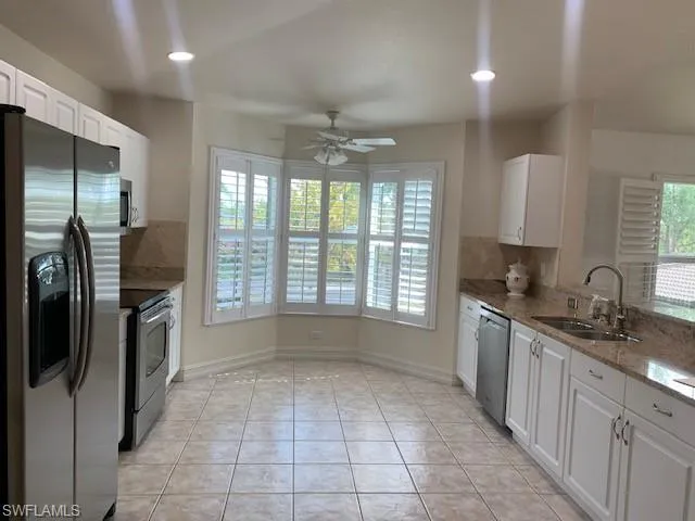 300 Diamond Cir 302, Naples, Florida 34110