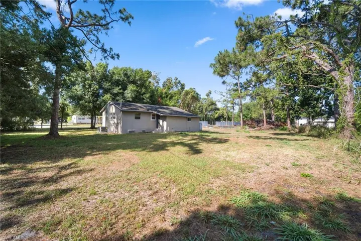2250  Braidfoot  LN, North Fort Myers, FL 33917