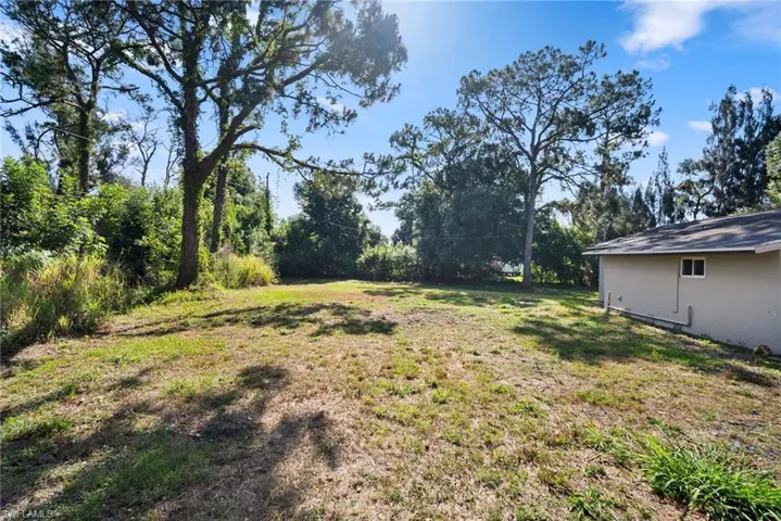 2250  Braidfoot  LN, North Fort Myers, FL 33917