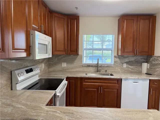 9051 Gervais Cir 1508, Naples, Florida 34120