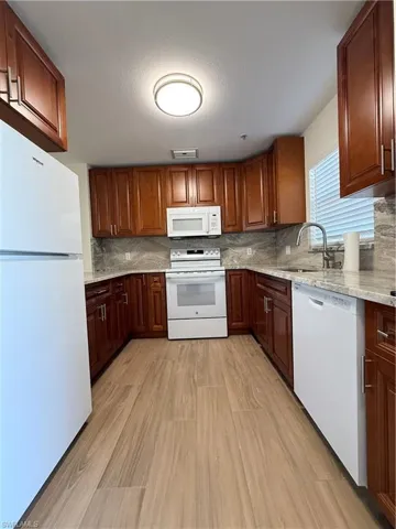 9051 Gervais Cir 1508, Naples, Florida 34120