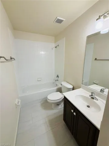 9051 Gervais Cir 1508, Naples, Florida 34120