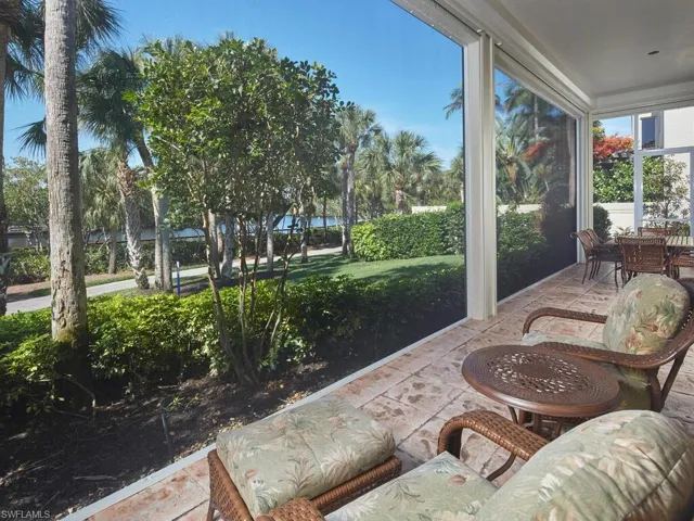 If you are looking for a gorgeous view of the river, this is IT!
