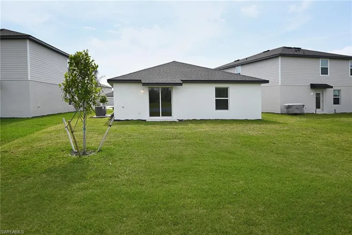 17331  Monte Isola  WAY, North Fort Myers, FL 33917