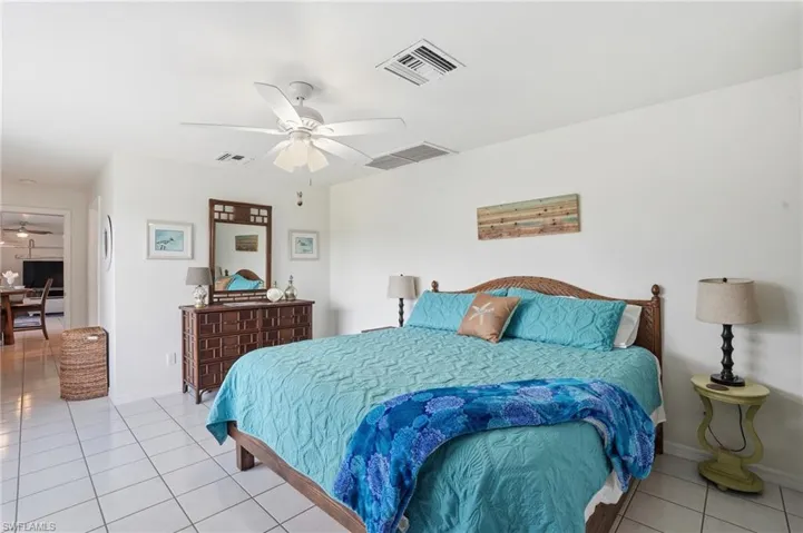 4433 Se 8th Pl, Cape Coral, Florida 33904