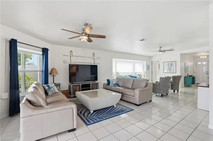 4433 Se 8th Pl, Cape Coral, Florida 33904