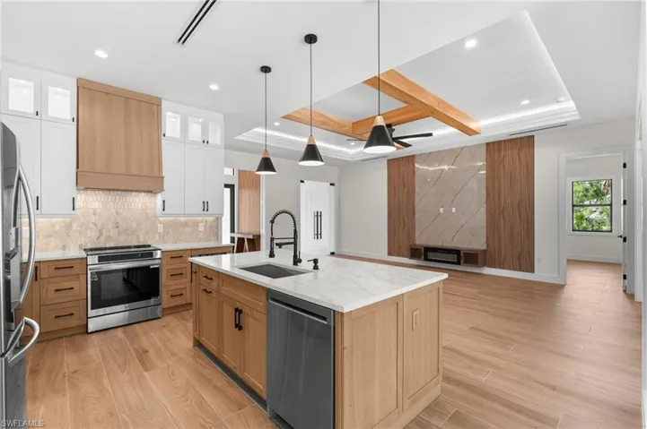 8th 4009 8th Ave Ne, Naples, Florida 34120