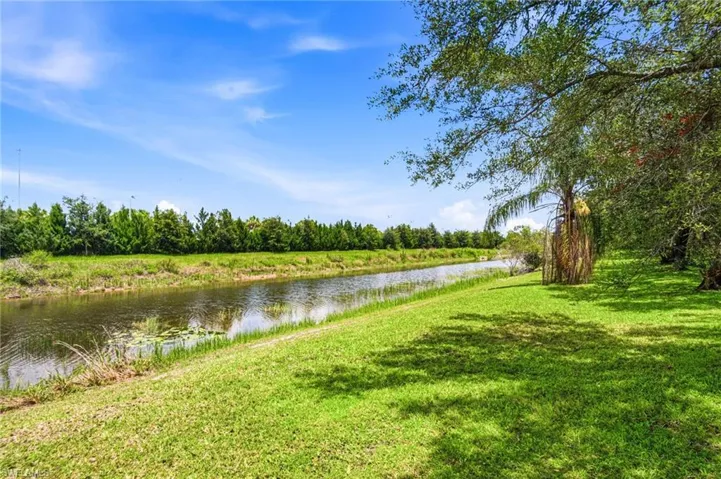 661 Grand Rapids Blvd, Naples, Florida 34120
