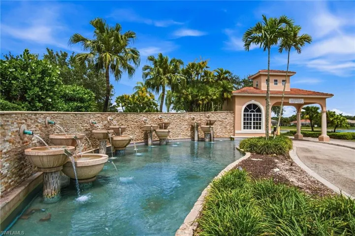 661 Grand Rapids Blvd, Naples, Florida 34120