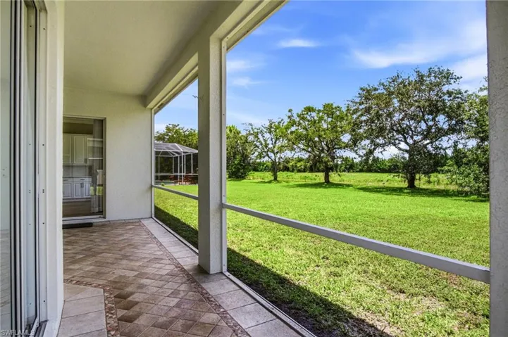 661 Grand Rapids Blvd, Naples, Florida 34120