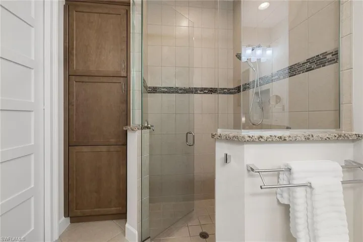 6912  Cay  CT, Naples, FL 34113