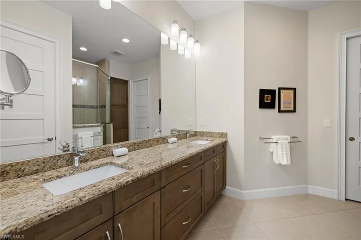 6912  Cay  CT, Naples, FL 34113