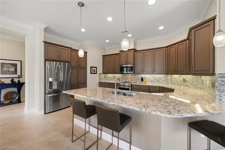 6912  Cay  CT, Naples, FL 34113