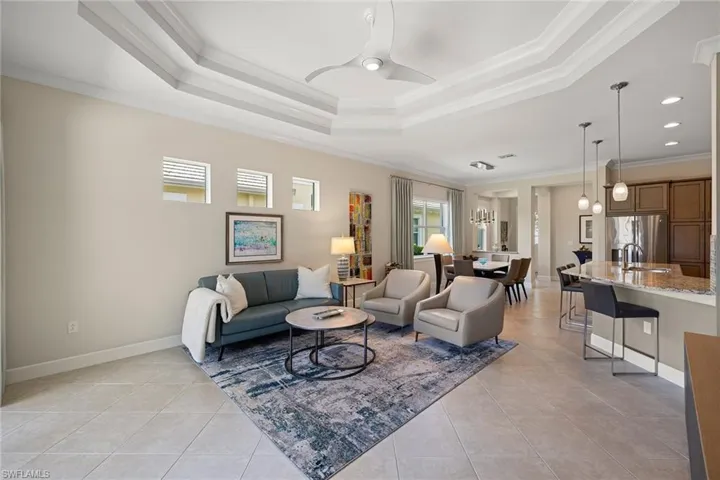 6912  Cay  CT, Naples, FL 34113