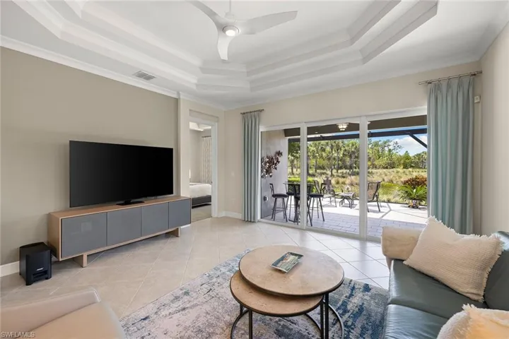 6912  Cay  CT, Naples, FL 34113
