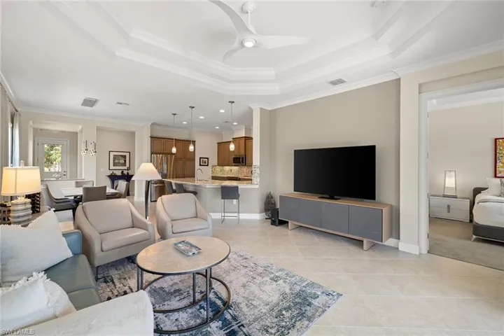 6912  Cay  CT, Naples, FL 34113