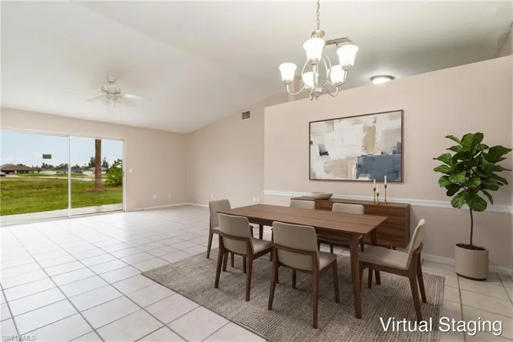 302 Ne 10th Ter, Cape Coral, Florida 33909