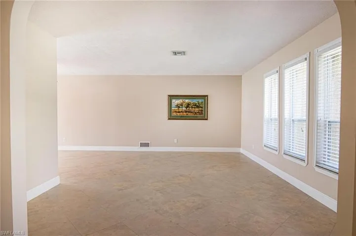 3929 Se 10th Ave, Cape Coral, Florida 33904