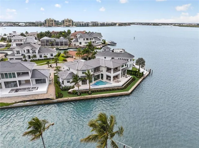 983 Sundrop Ct, Marco Island, Florida 34104
